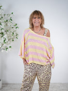 leichter, gestreifter Strickpulli mit Außennähten