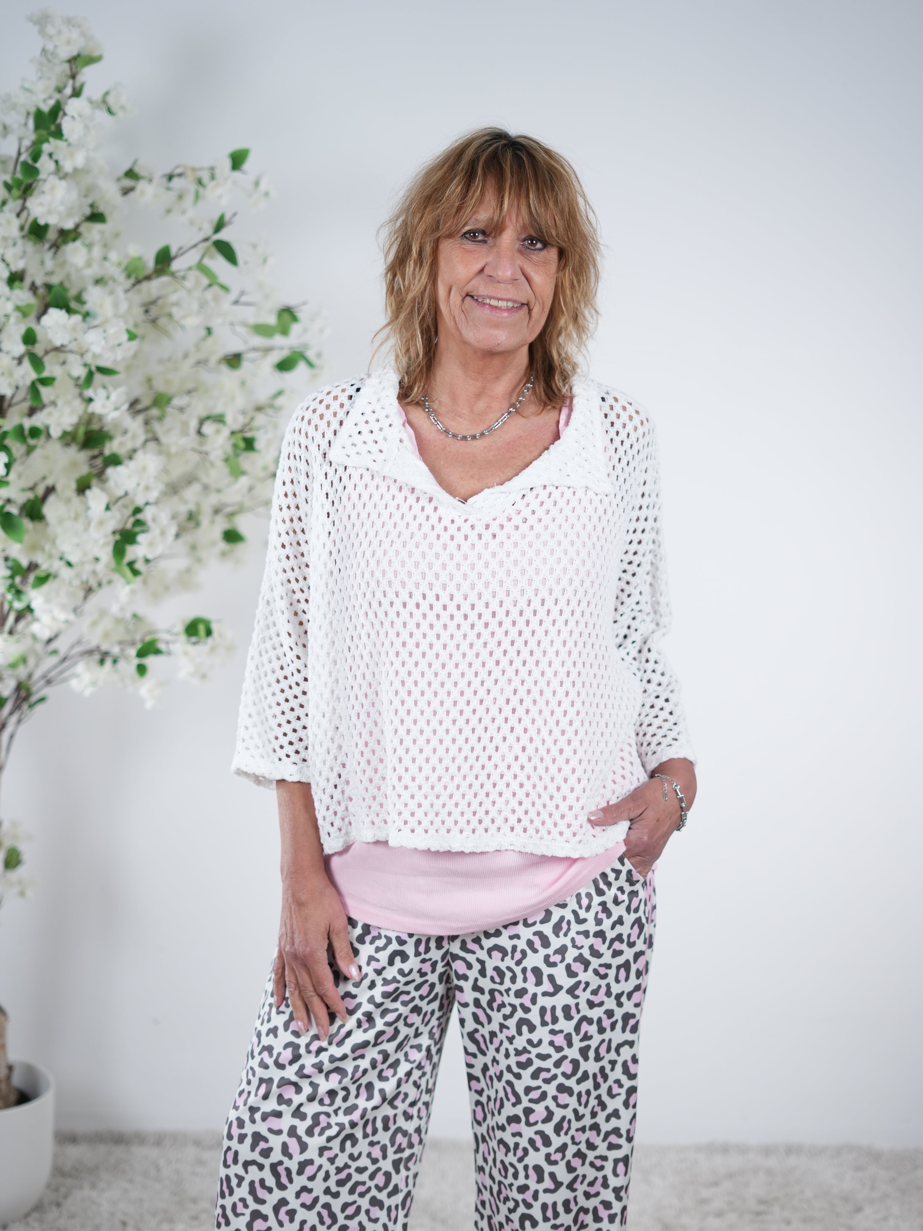 leichter Häkelpulli mit V-Ausschnitt One Size (ca Größe 38-42) Weiß