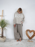 leichter Hoody im Vokuhila Schnitt
