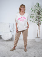 leichtes oversize Shirt mit Neon Schriftzug