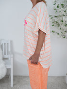 leichtes oversize Shirt mit Neon Schriftzug