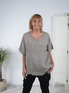 Leinen Shirt mit "Nice" Schriftzug Taupe