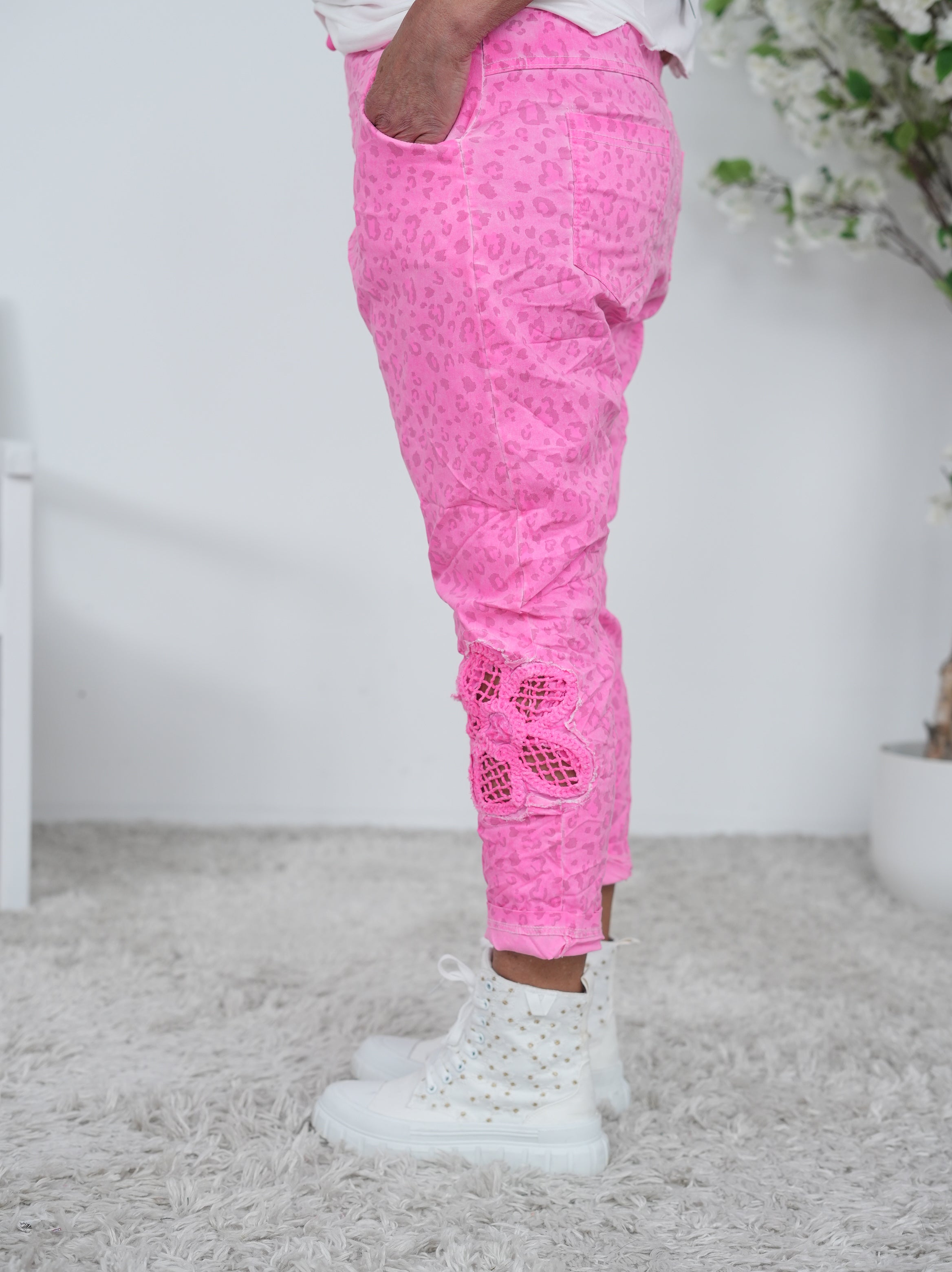 Leo Baggy mit Häkeleinsatz