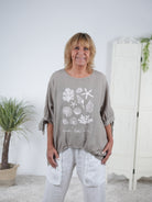 Luftige Leinen Bluse mit großem Print Taupe
