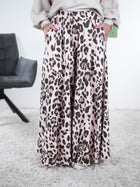 Marlene Hose im Leo Print