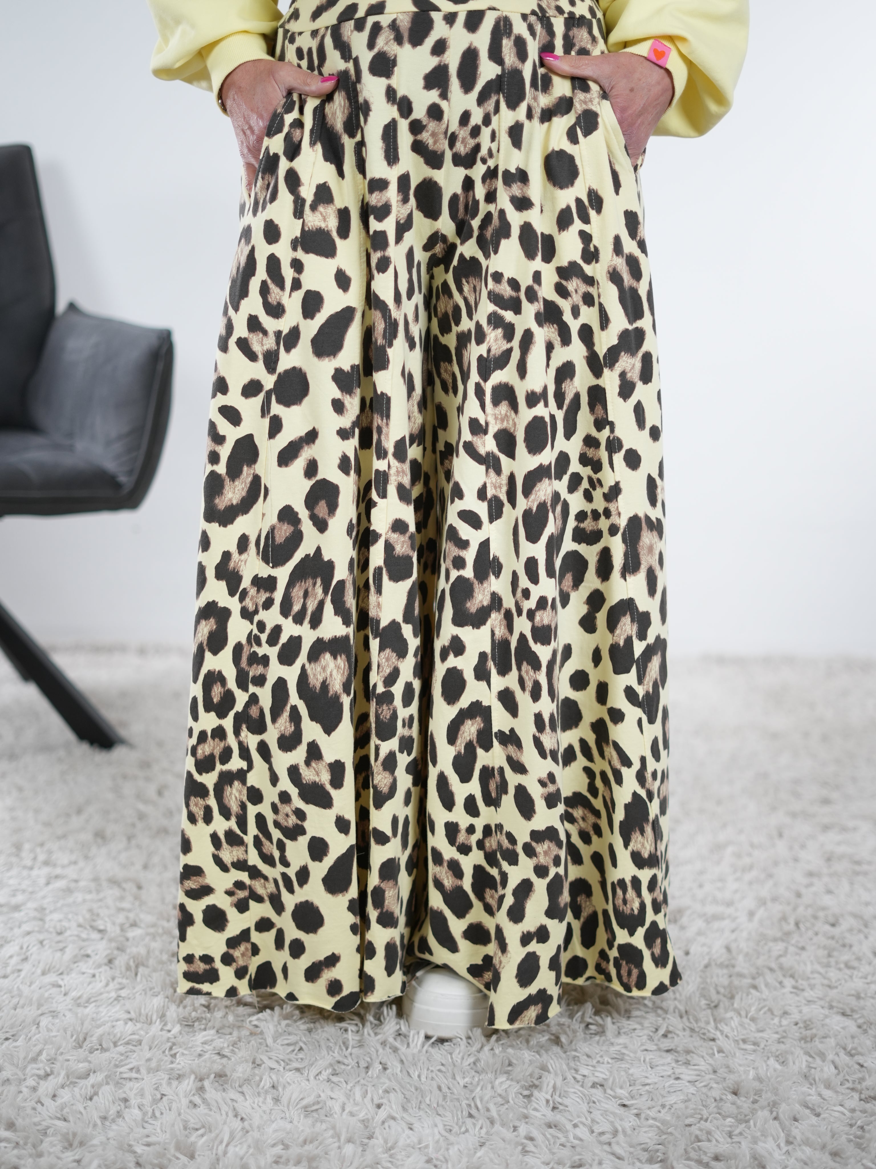 Marlene Hose im Leo Print One Size (ca Größe 38-44) Gelb