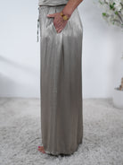 Marlene Hose im Satin Glanz