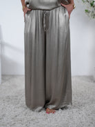 Marlene Hose im Satin Glanz Einheitsgröße (ca Gr. 38-42 44) Taupe