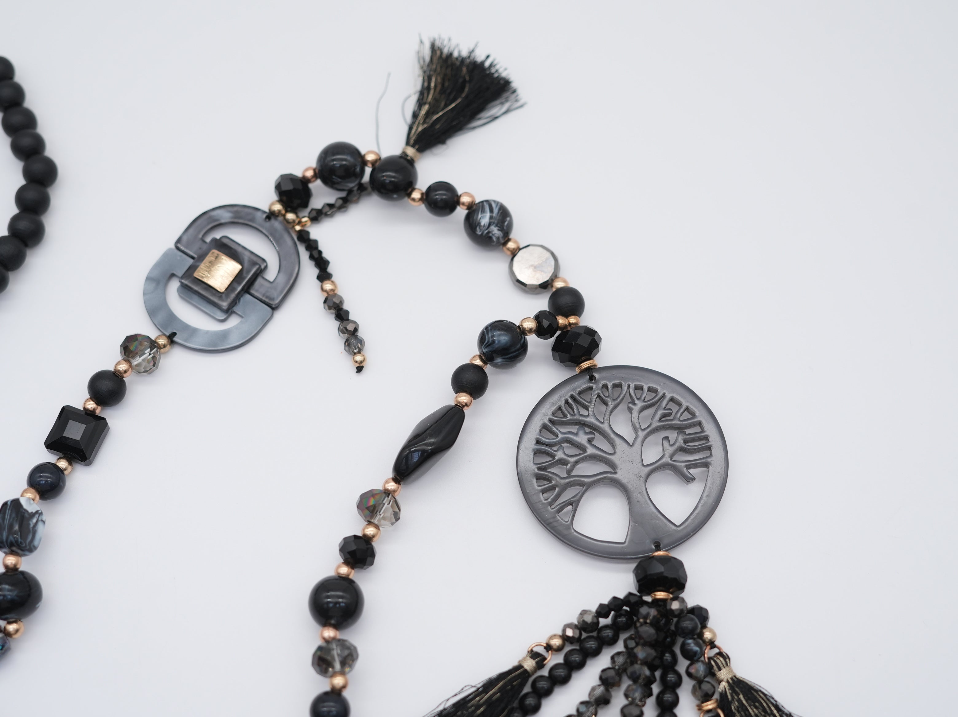 Modeschmuck Perlenkette mit Peace Zeichen