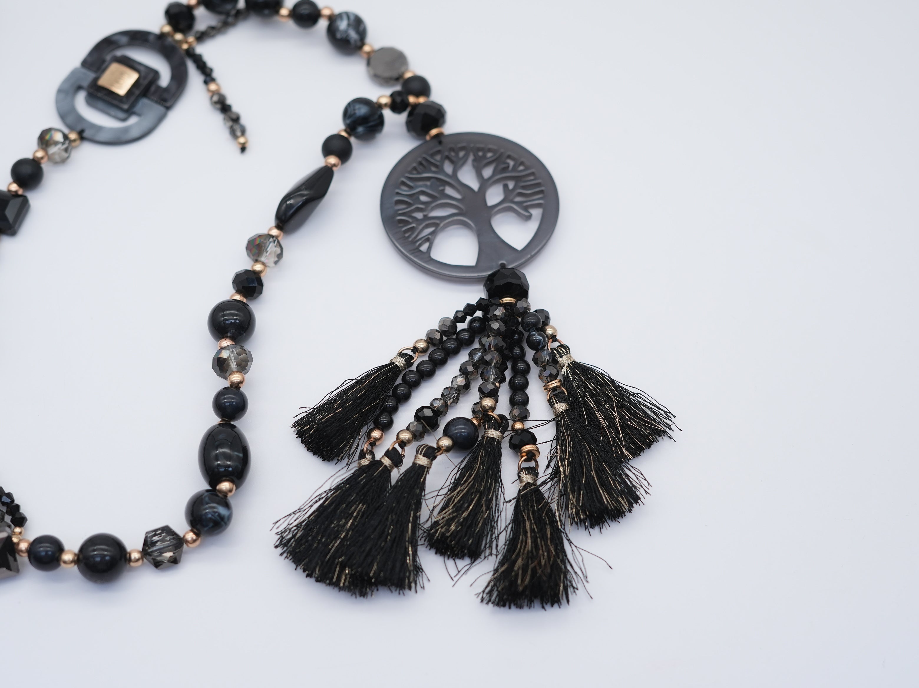 Modeschmuck Perlenkette mit Peace Zeichen