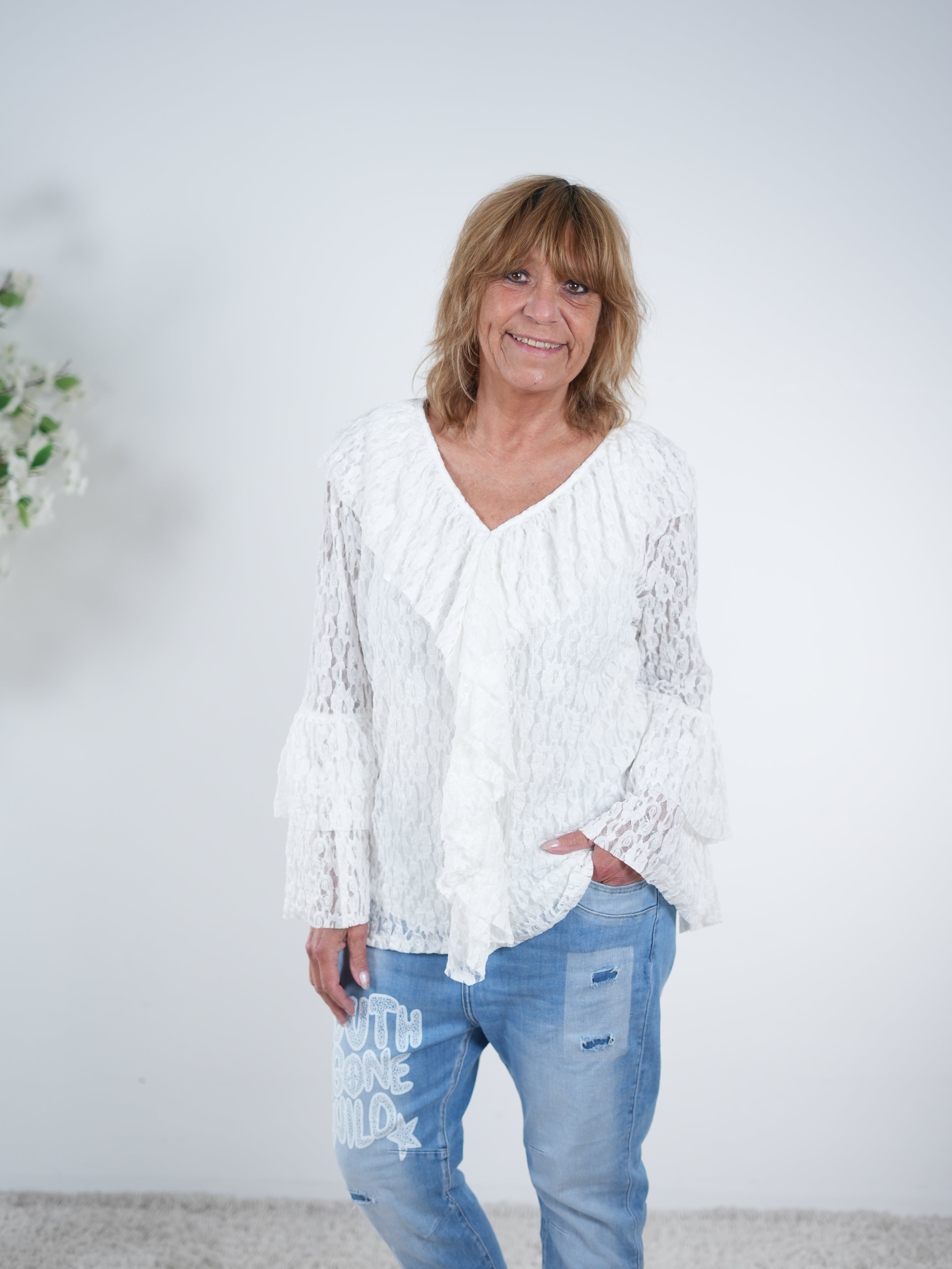 Niedliche Bluse aus Spitze One Size (ca Größe 38-42 44) Weiß