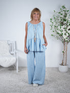 niedliches Top im Jeans Look mit Rückenausschnitt