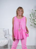 niedliches Top in Streifen mit Rückenausschnitt