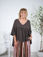 oversize Baumwoll-Bluse mit V-Ausschnitt