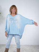 oversize Shirt im Jeans Look