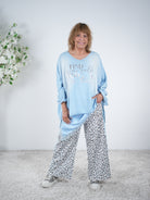 oversize Shirt im Jeans Look