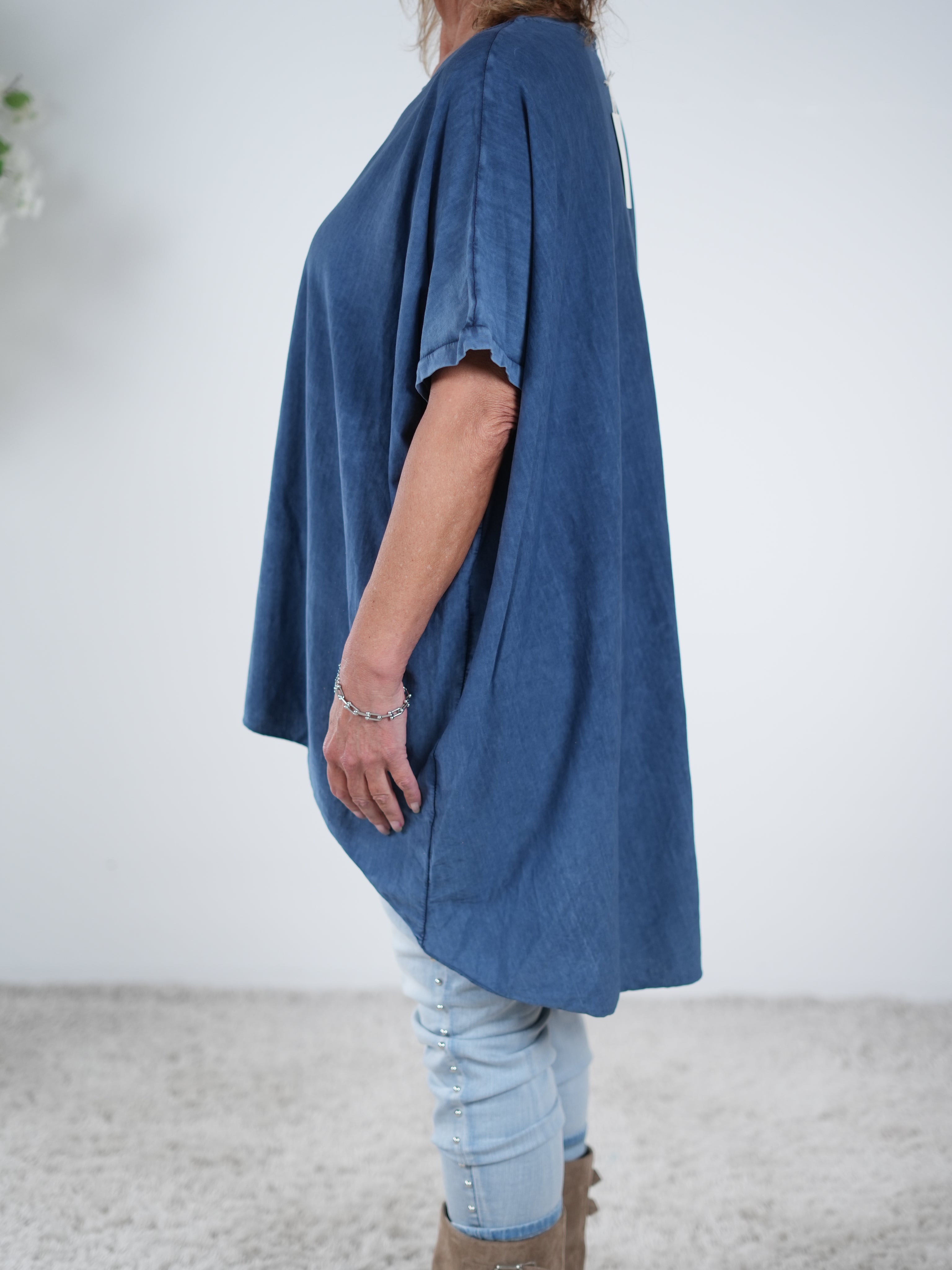 oversize Basic Shirt im Vokuhila Schnitt