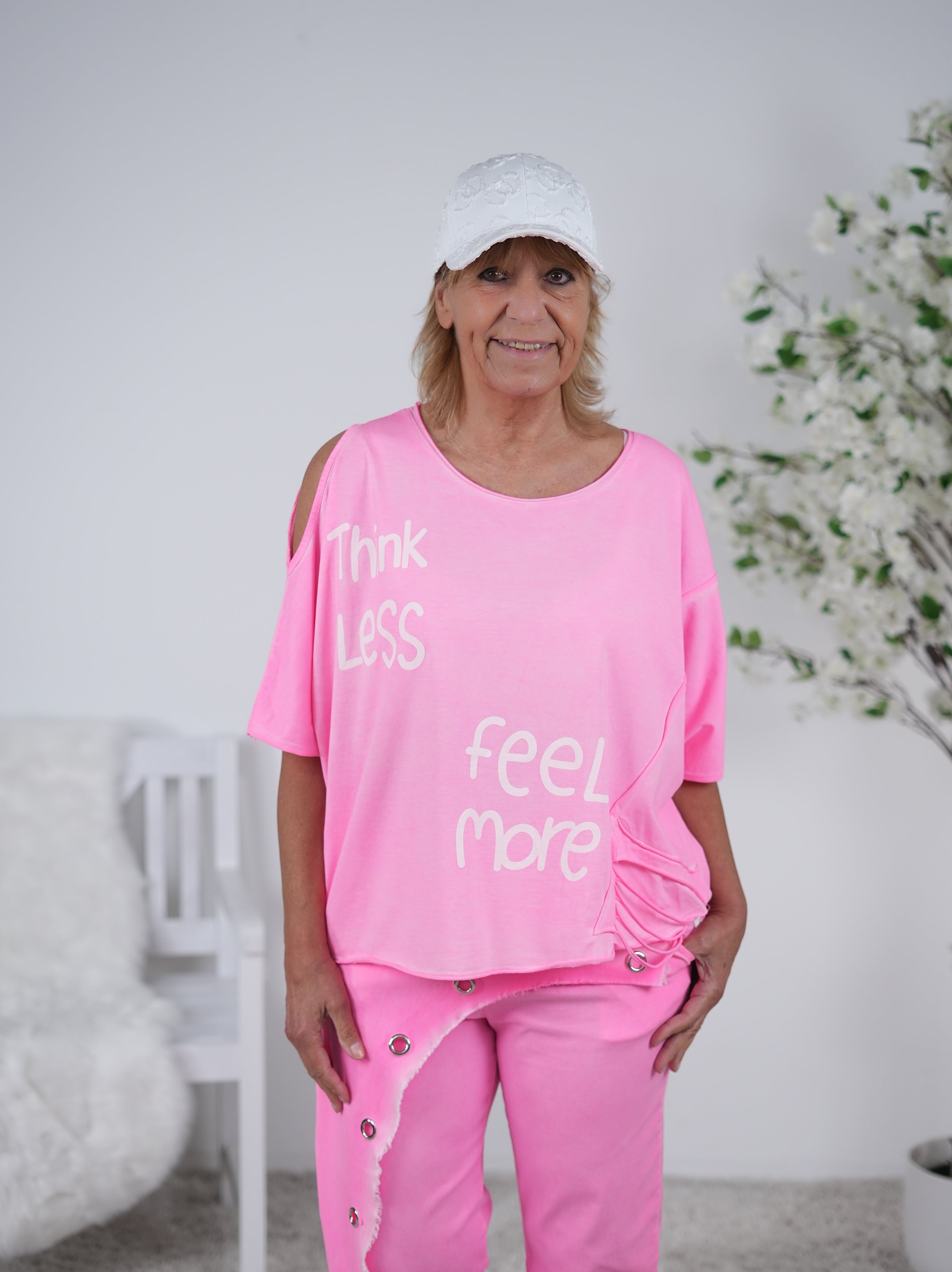 oversize Shirt mit überschnittenem Arm und Schriftzug