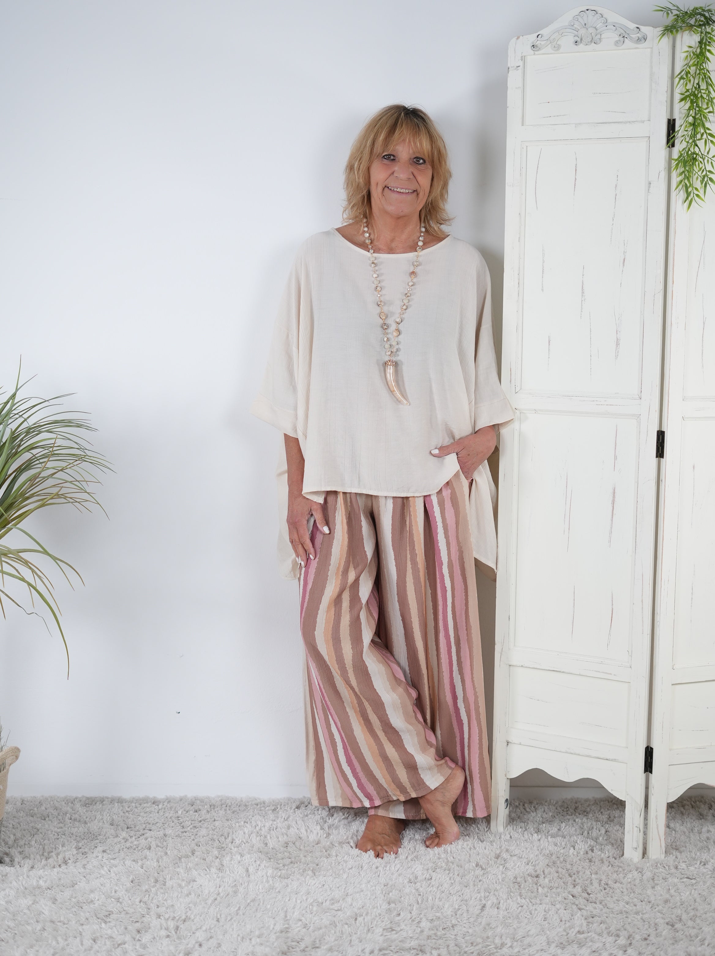 Oversize Viskose Shirt mit Rundhalsausschnitt Vanille