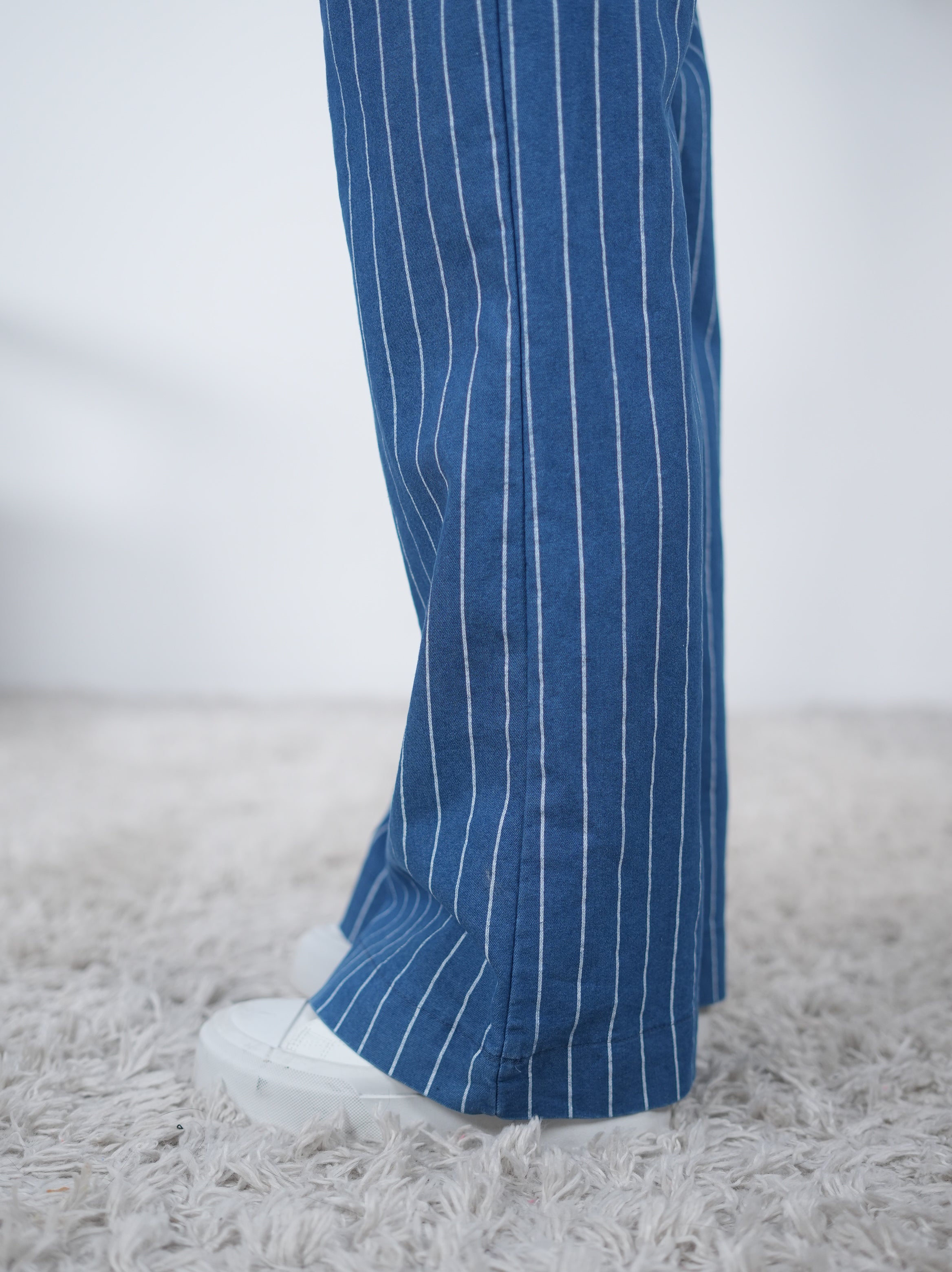 Schlaghosen in Streifen