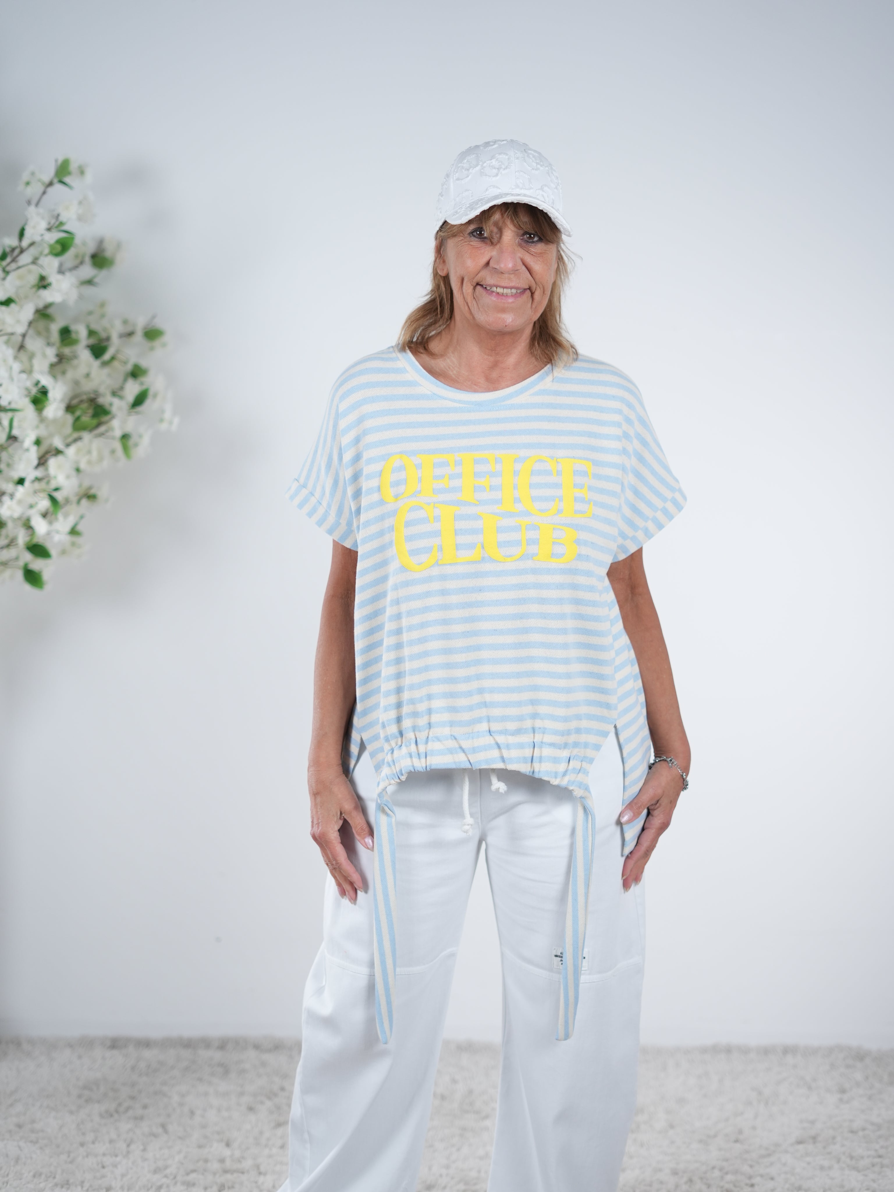 Shirt mit "Office Club" Schriftzug One Size (ca Größe 38 40-44) Blau Weiß