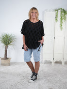 Sportliches Shirt mit Cut Outs und Netz