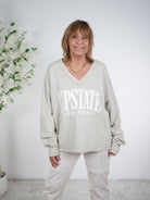 Sweaty mit V-Ausschnitt und Linksärmeln One Size (ca Gr. 38 "oversize"-44) Beige
