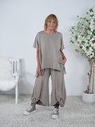 unifarbenes Shirt im Vokuhila Schnitt