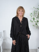 Vokuhila Bluse mit genähtem Karo Muster Einheitsgröße (ca Gr. 40 "oversize"-46) Schwarz