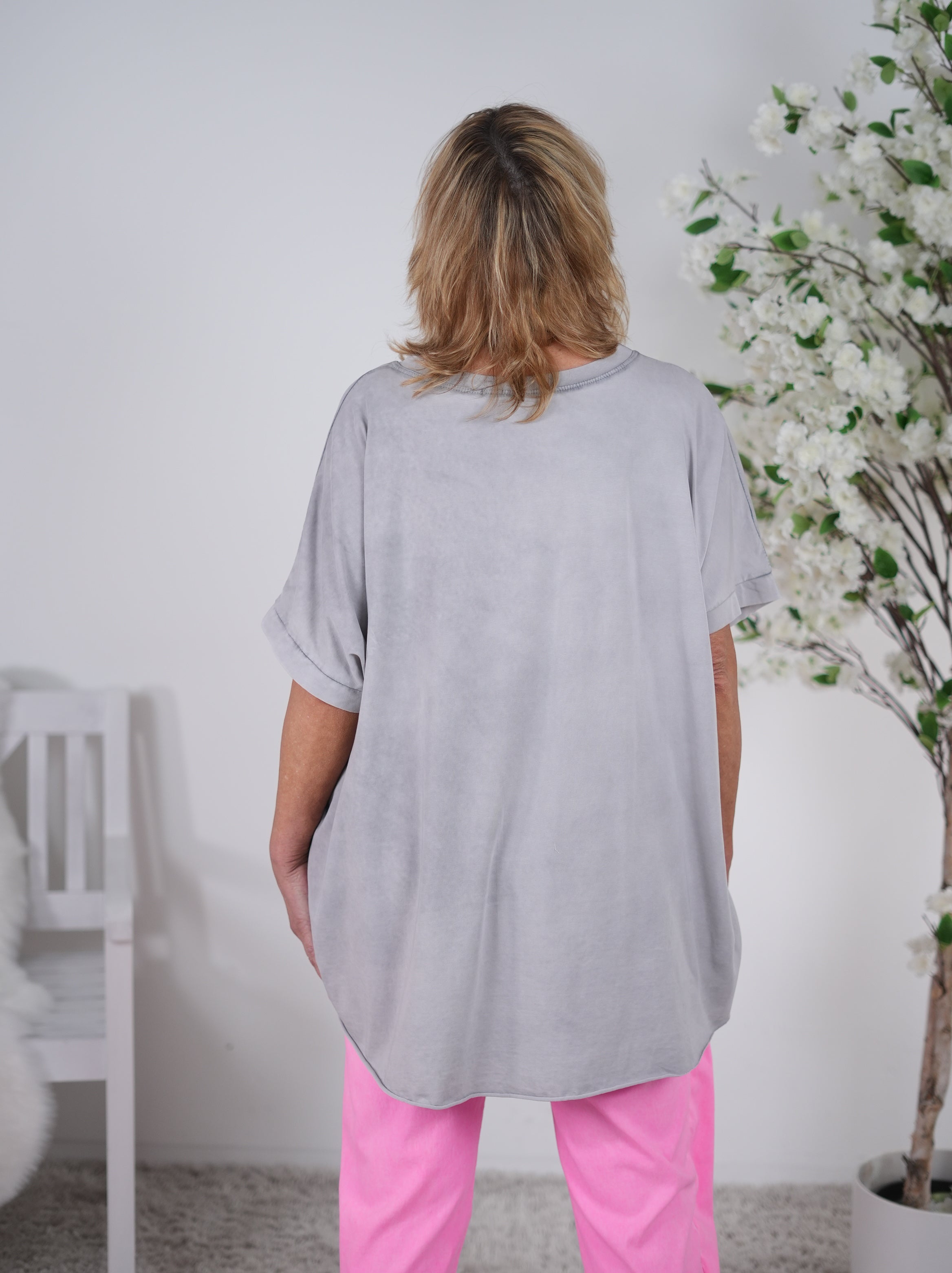 Vokuhila Shirt mit "Ciao" Schriftzug in Leo