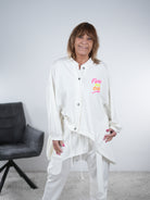 Weiche Jacke im Vokuhila Schnitt One Size (ca Gr. 40 "oversize"-48) Weiß