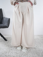 Weiche Marlene Hose mit Leo Gürtel One Size (ca Größe 38-42) Beige