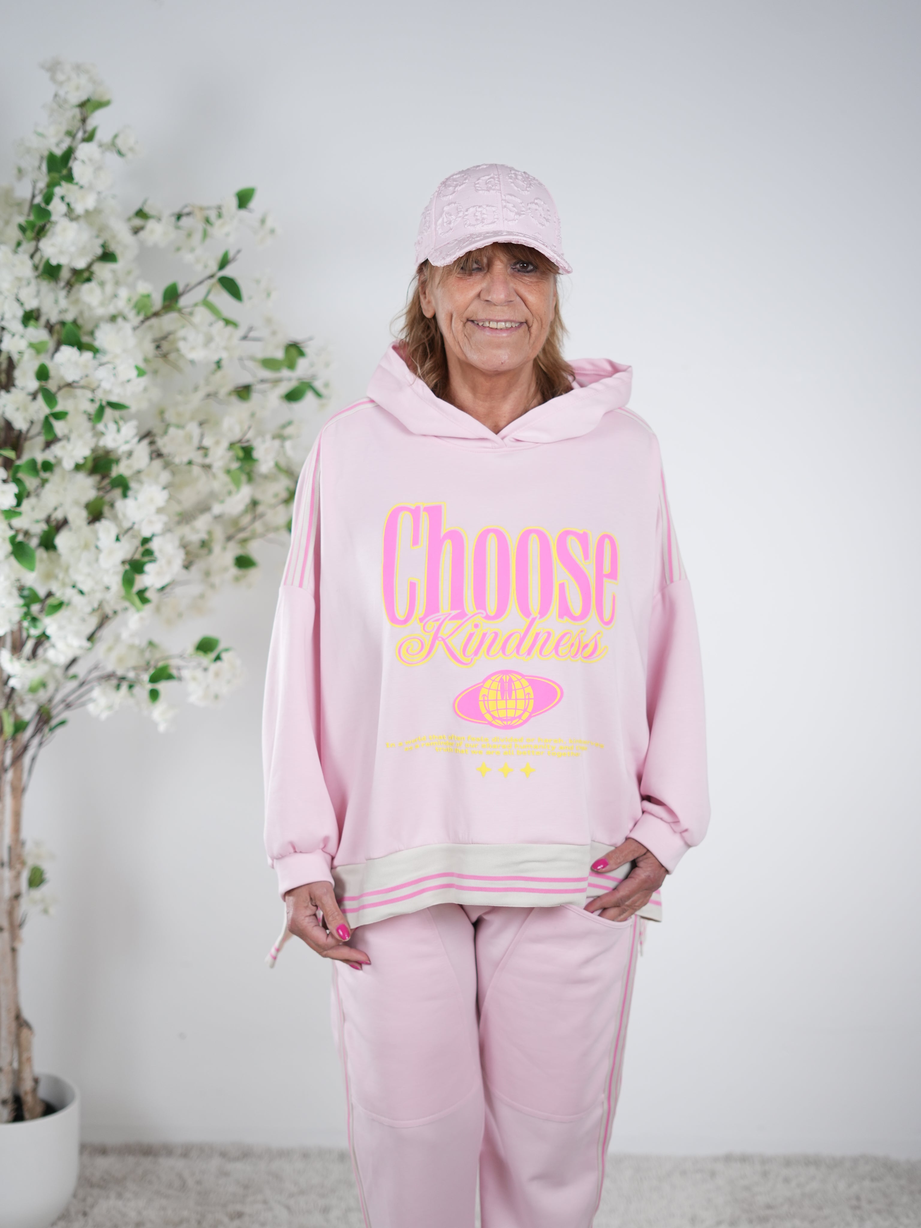 weicher Hoody mit großem neon Print One Size (ca Größe 40 "oversize"-46) Rosa