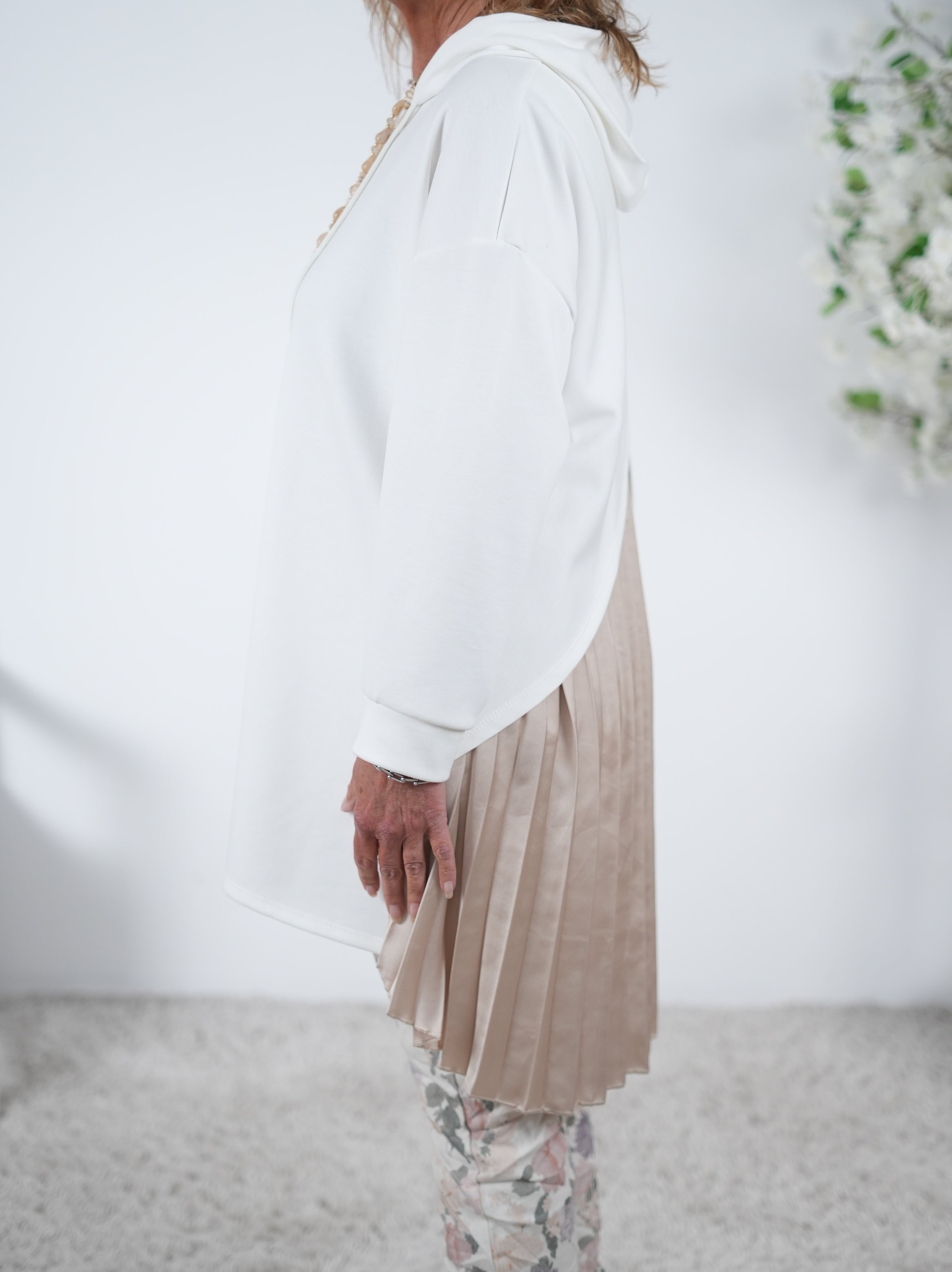 Weicher Hoody mit Plissee