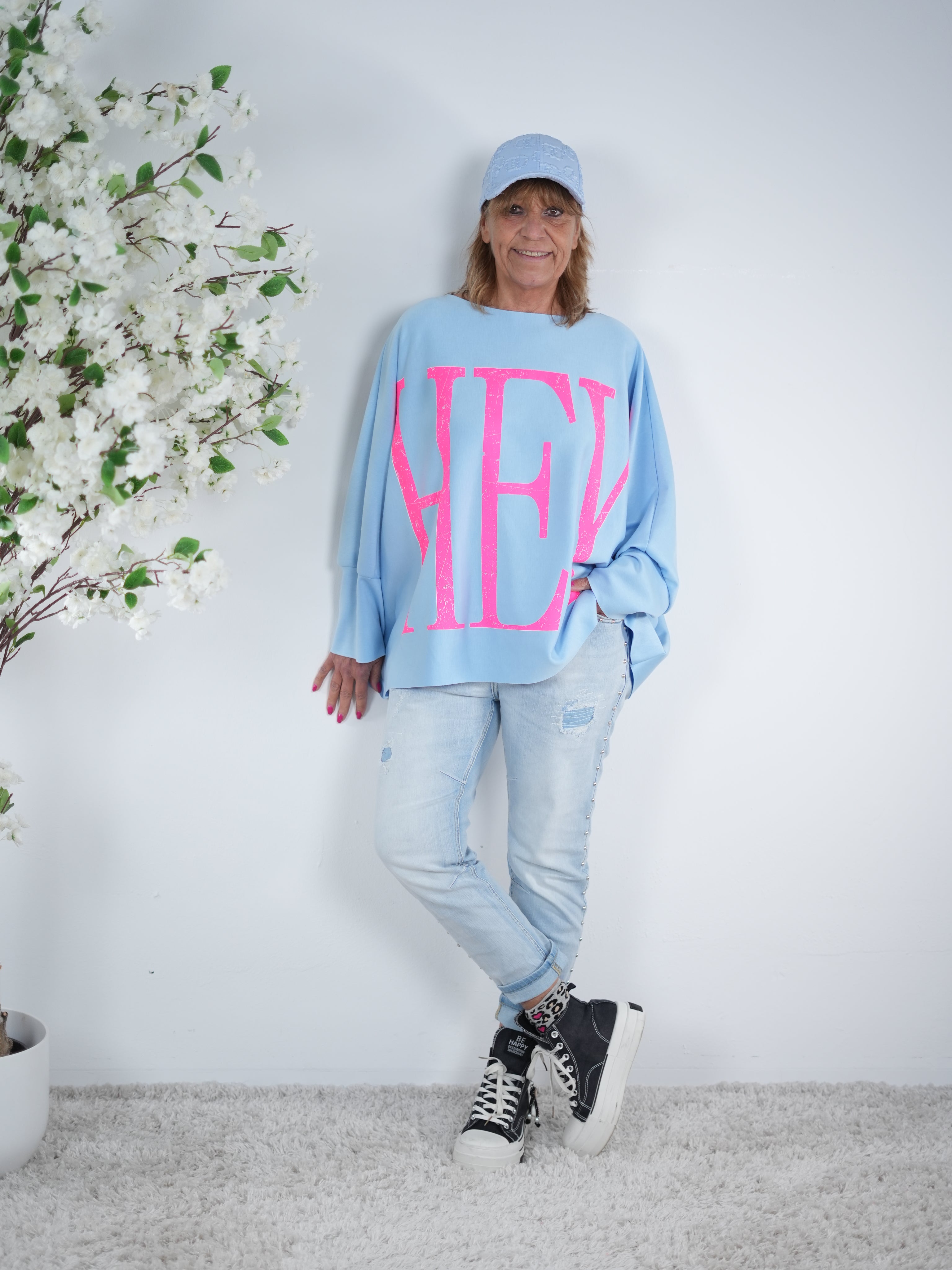 weicher Poncho mit "Hey" Schriftzug