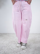 Wide Leg Pants mit kleinem Patch One Size (ca Gr. 38-42) Babypink